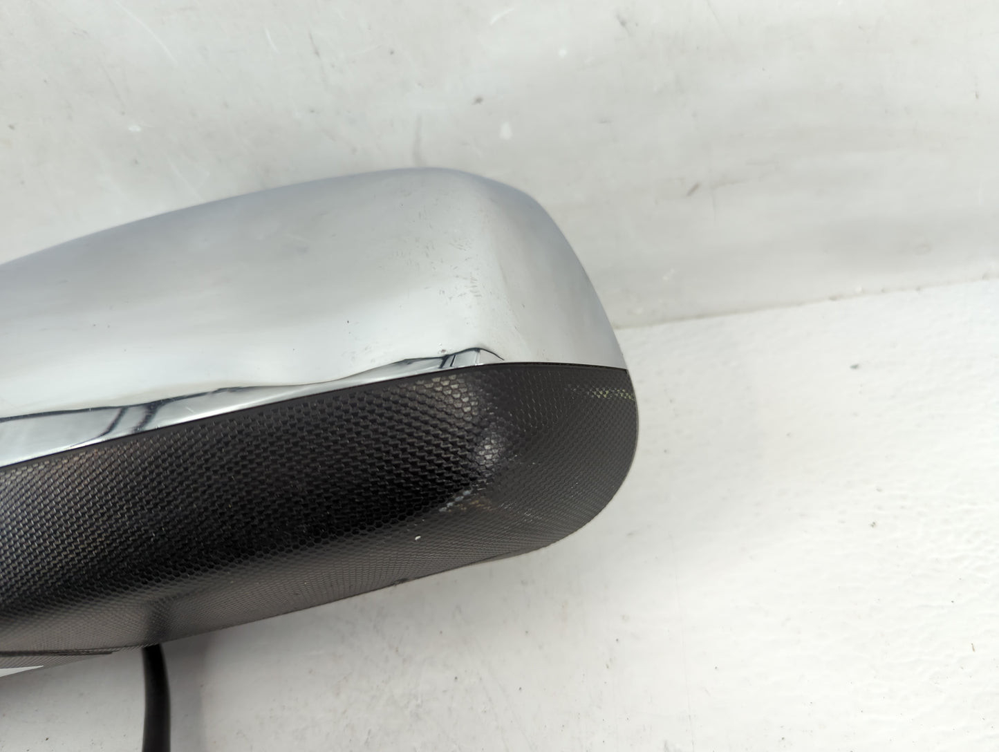 2010-2011 Chevrolet Equinox Side Mirror Replacement Driver Left View Door Mirror P/N:20858712 Fits Fits 2010 2011 OEM Used A