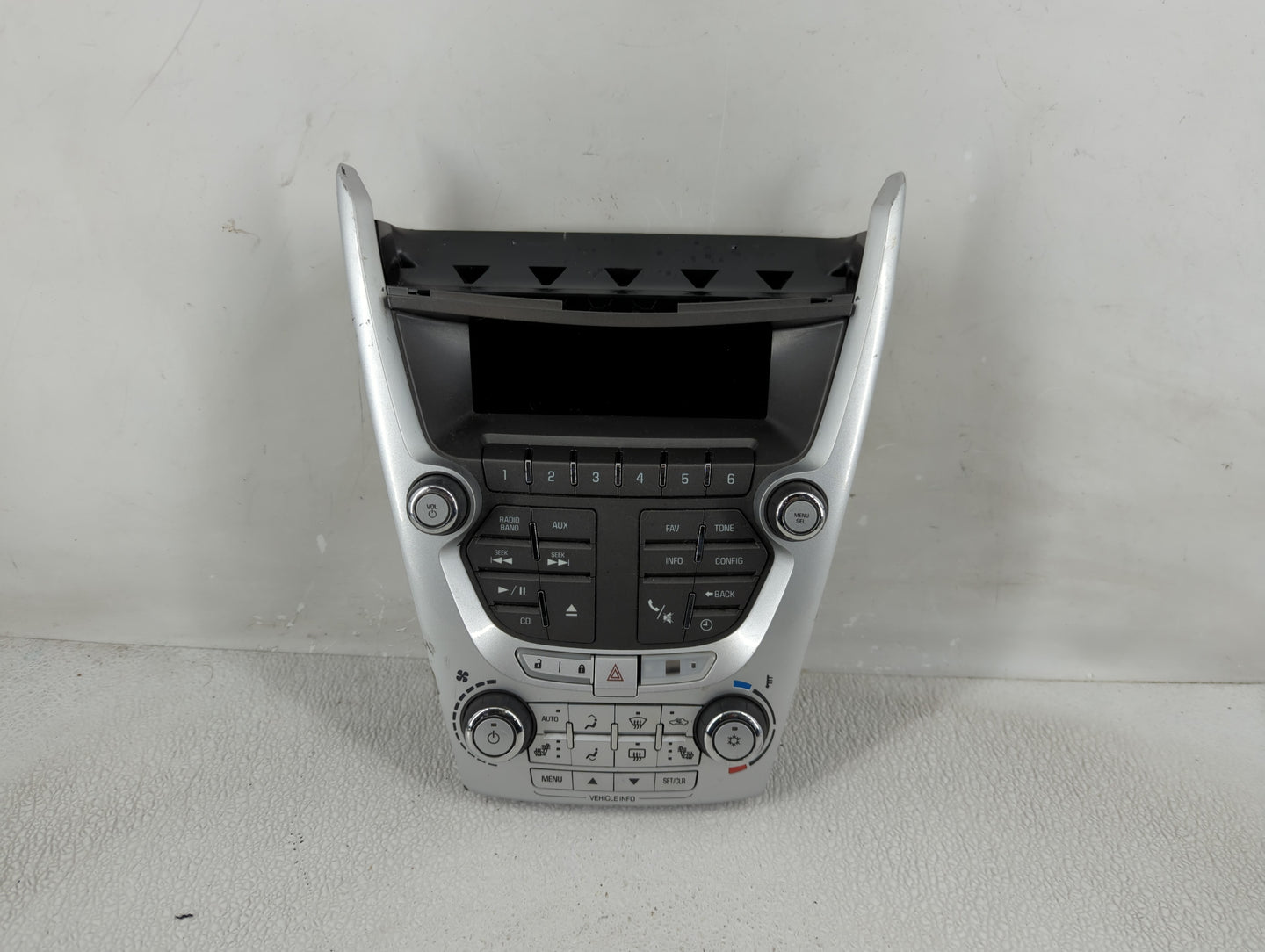 2011 Chevrolet Equinox Climate Control Module Temperature AC/Heater Replacement P/N:95952766G Fits OEM Used Auto Parts - Oem