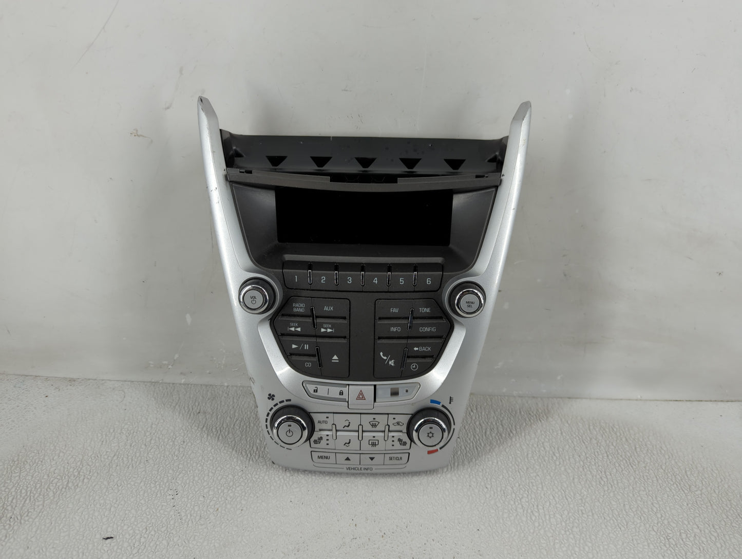 2011 Chevrolet Equinox Climate Control Module Temperature AC/Heater Replacement P/N:95952766G Fits OEM Used Auto Parts - Oem