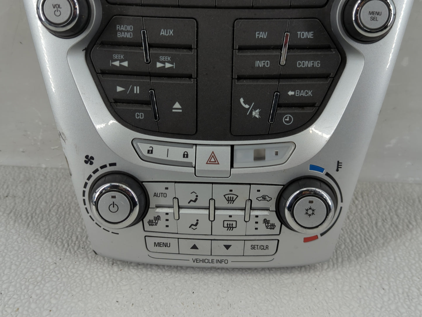 2011 Chevrolet Equinox Climate Control Module Temperature AC/Heater Replacement P/N:95952766G Fits OEM Used Auto Parts - Oem