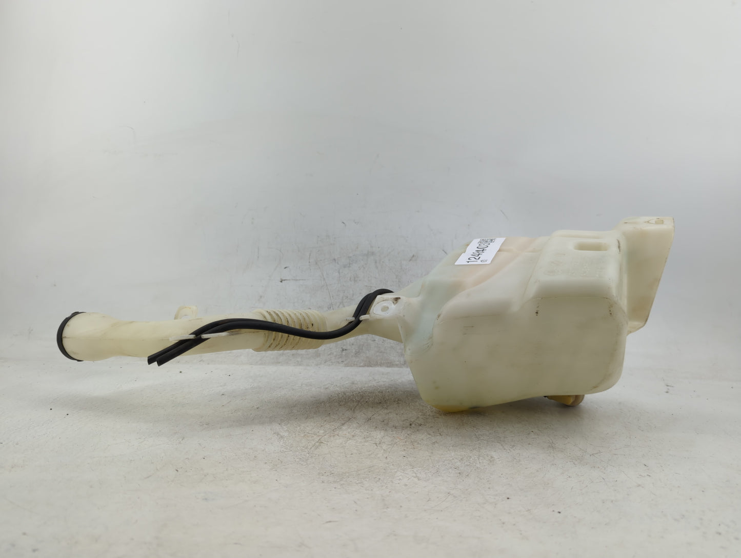 2010-2017 Chevrolet Equinox Windshield Washer Fluid Reservoir Bottle Oem - Oemusedautoparts1.com