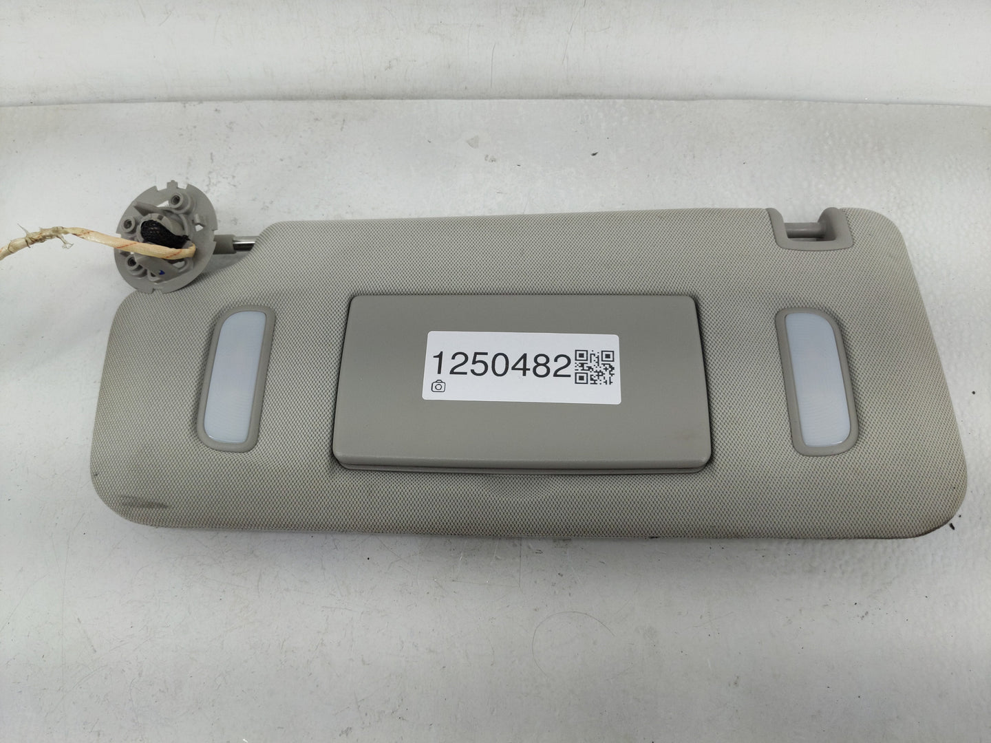 2010-2017 Chevrolet Equinox Sun Visor Shade Replacement Driver Left Mirror Fits Fits 2010 2011 2012 2013 2014 2015 2016 2017