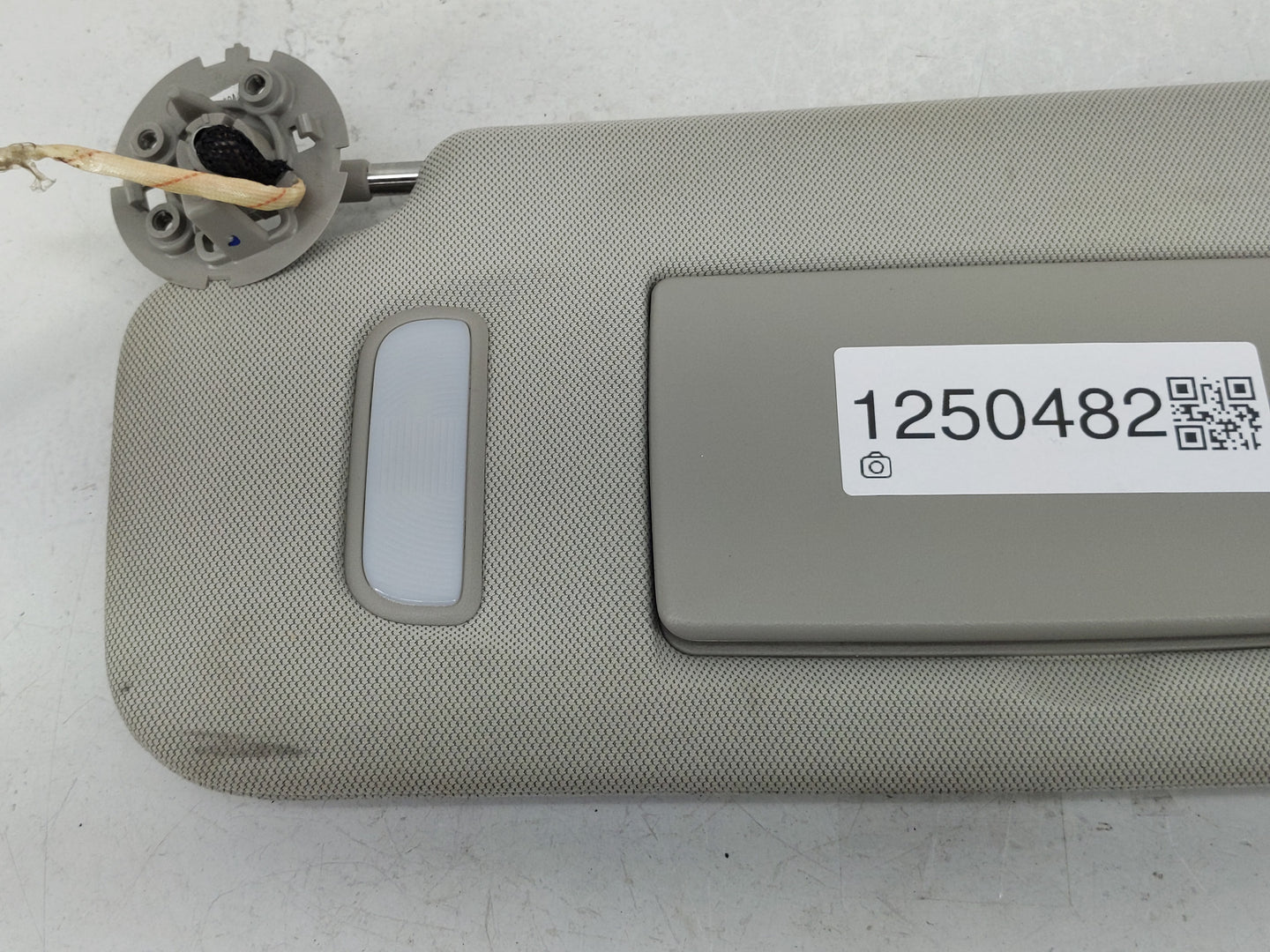 2010-2017 Chevrolet Equinox Sun Visor Shade Replacement Driver Left Mirror Fits Fits 2010 2011 2012 2013 2014 2015 2016 2017