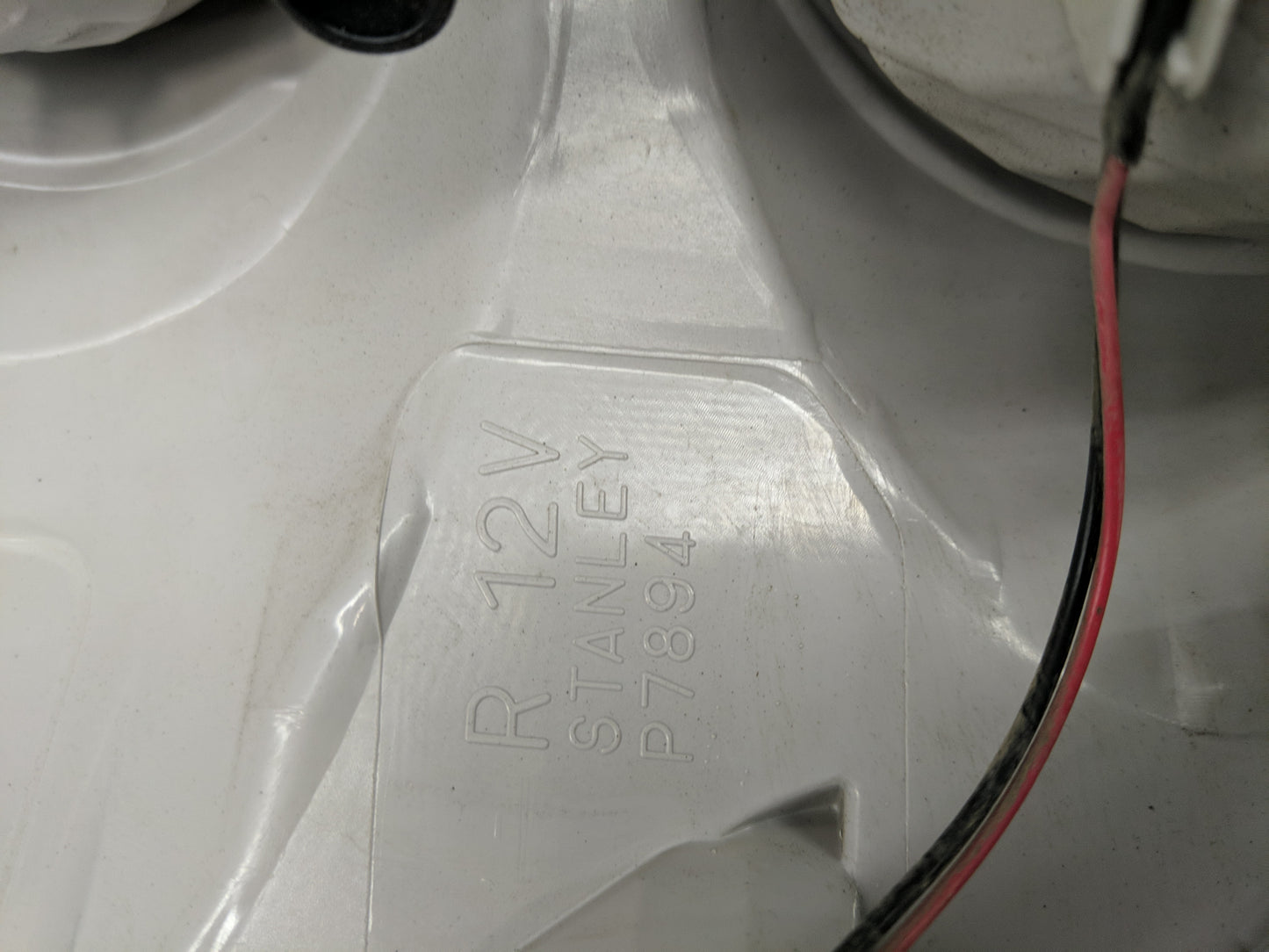 2010-2015 Chevrolet Equinox Tail Light Assembly Passenger Right OEM Fits Fits 2010 2011 2012 2013 2014 2015 OEM Used Auto Pa