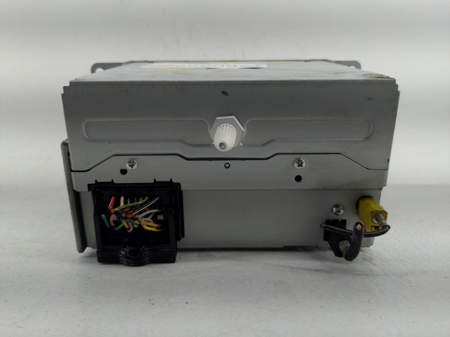 2011-2012 Chevrolet Equinox Radio AM FM Cd Player Receiver Replacement P/N:20983517 Fits Fits 2010 2011 2012 OEM Used Auto P