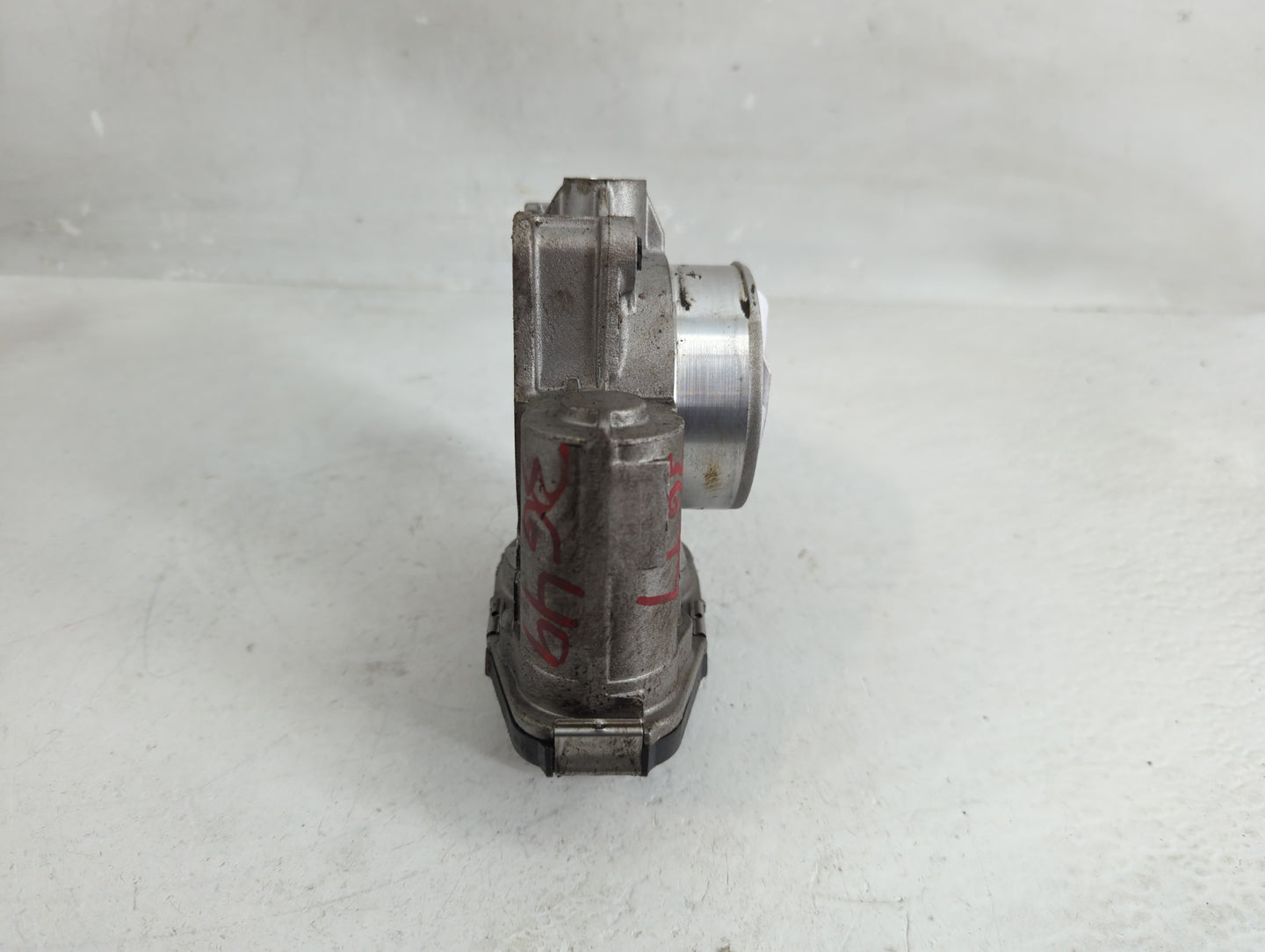 2011 Chevrolet Equinox Throttle Body Fits OEM Used Auto Parts - Oemusedautoparts1.com