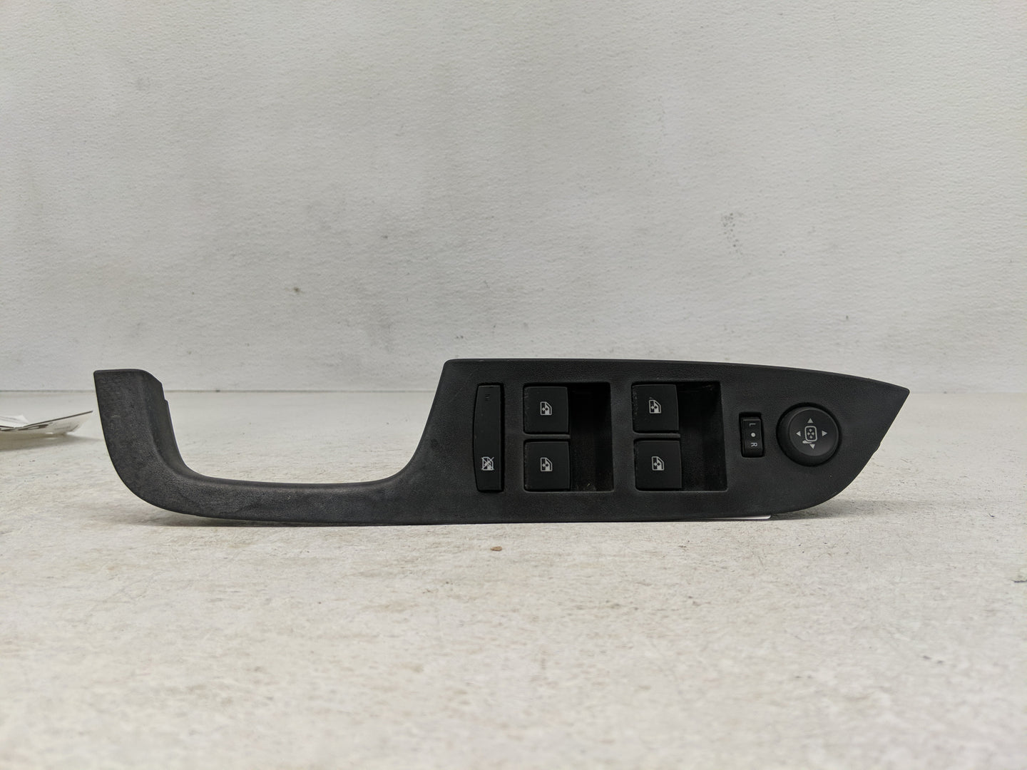2010-2017 Chevrolet Equinox Master Power Window Switch Replacement Driver Side Left Fits OEM Used Auto Parts - Oemusedautopa