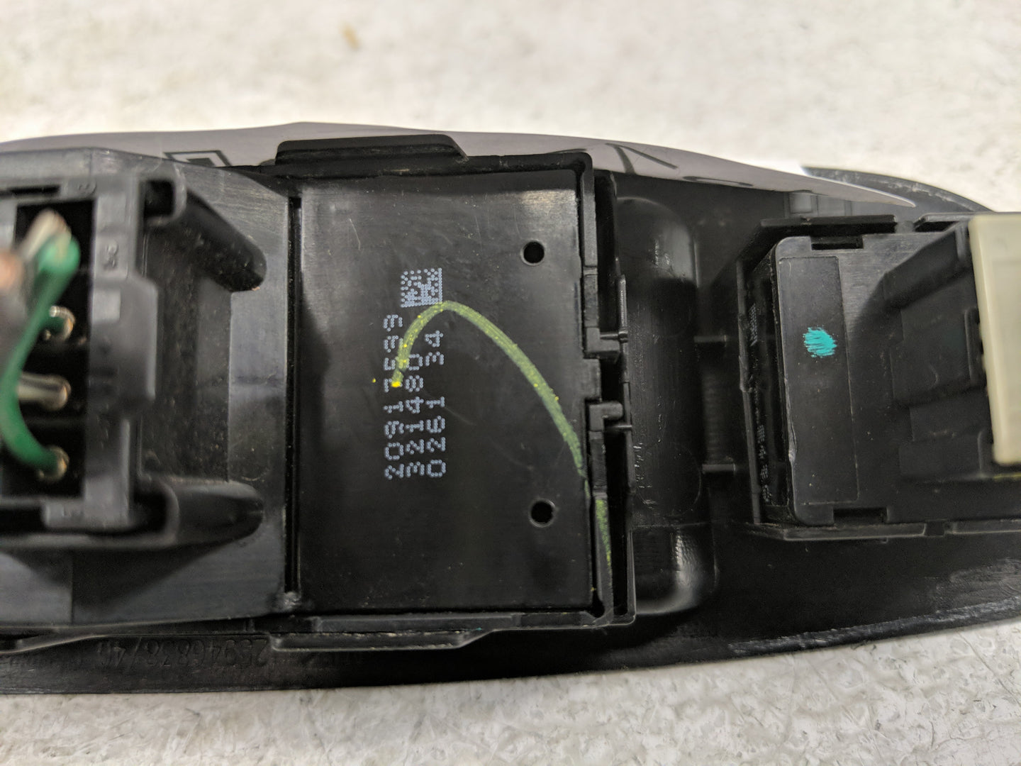 2010-2017 Chevrolet Equinox Master Power Window Switch Replacement Driver Side Left Fits OEM Used Auto Parts - Oemusedautopa