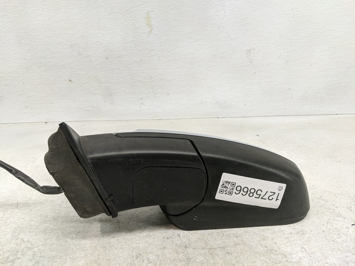 2010-2011 Chevrolet Equinox Side Mirror Replacement Driver Left View Door Mirror P/N:20858712 Fits Fits 2010 2011 OEM Used A