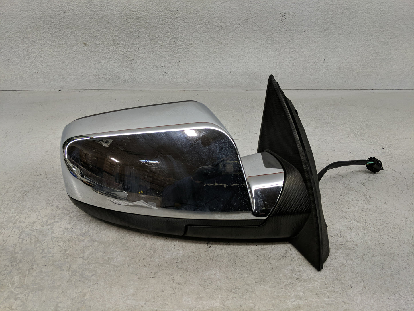2010-2011 Chevrolet Equinox Side Mirror Replacement Passenger Right View Door Mirror Fits Fits 2010 2011 OEM Used Auto Parts