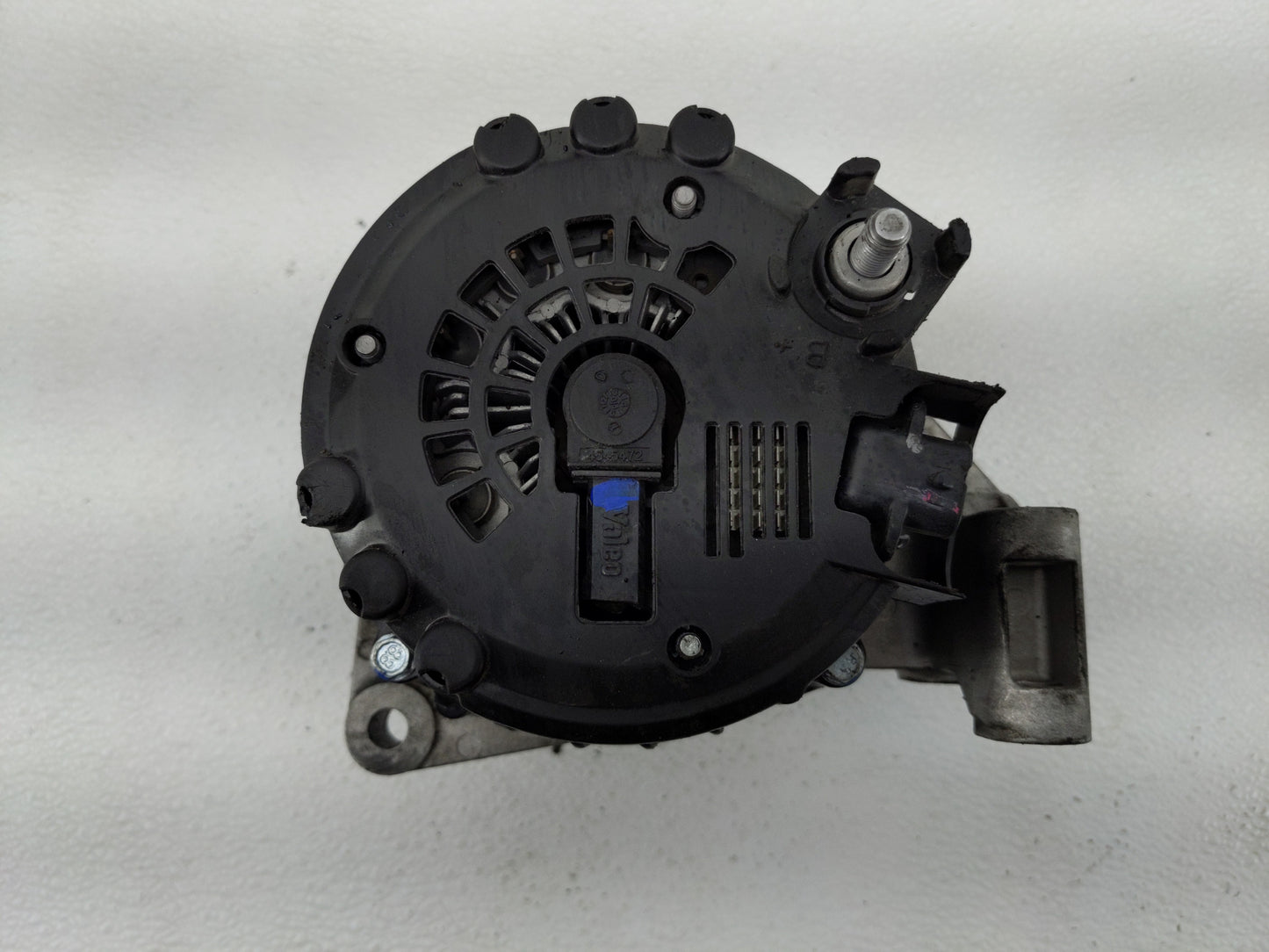 2010-2012 Chevrolet Equinox Alternator Replacement Generator Charging Assembly Engine OEM P/N:2650743 A 13502585 Fits OEM Us