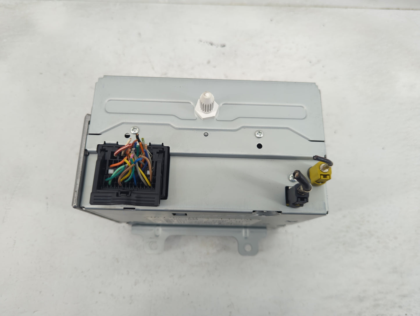 2011-2012 Chevrolet Equinox Radio AM FM Cd Player Receiver Replacement P/N:20983517 Fits Fits 2010 2011 2012 OEM Used Auto P