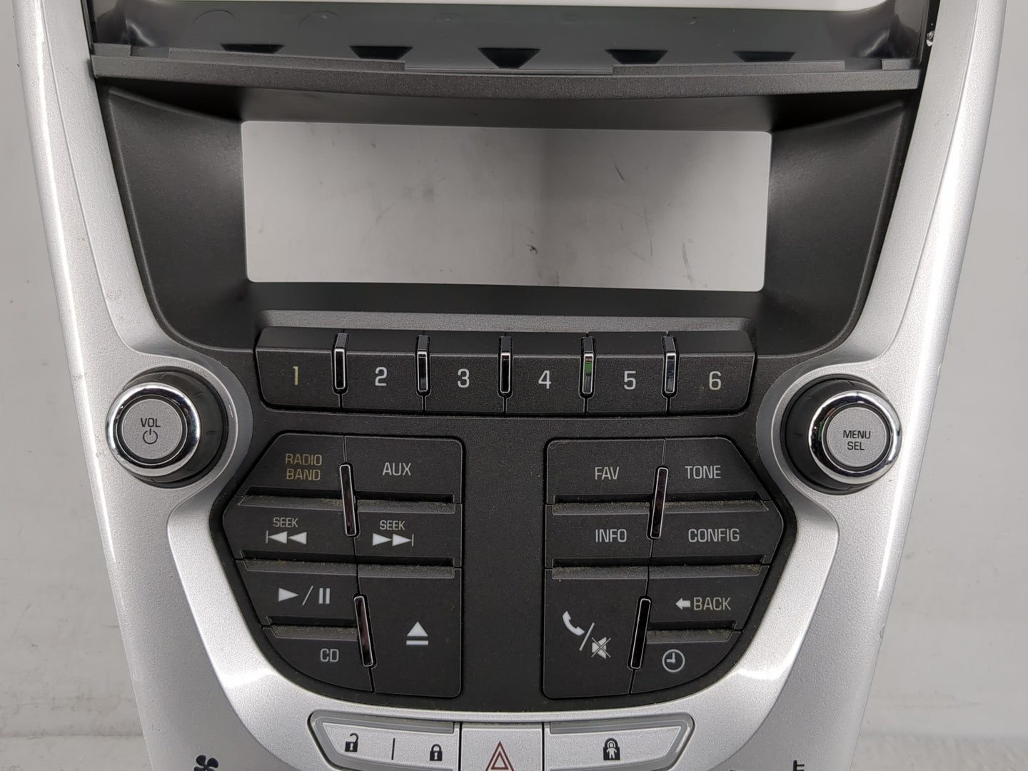 2010-2011 Chevrolet Equinox Radio Control Panel - Oemusedautoparts1.com