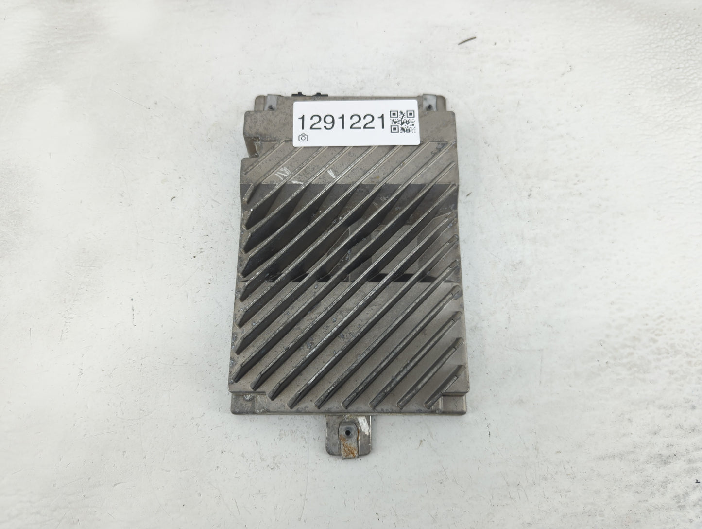 2010-2017 Chevrolet Equinox Radio Speaker Amplifier 20880431 - Oemusedautoparts1.com