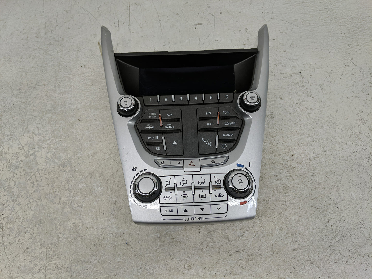 2010-2011 Chevrolet Equinox Radio Control Panel - Oemusedautoparts1.com
