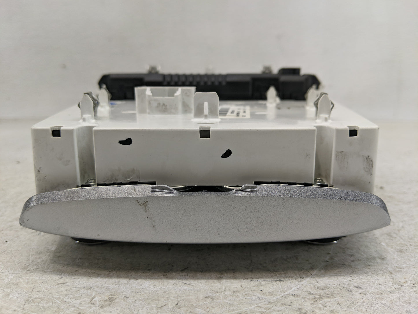 2010-2011 Chevrolet Equinox Radio Control Panel - Oemusedautoparts1.com