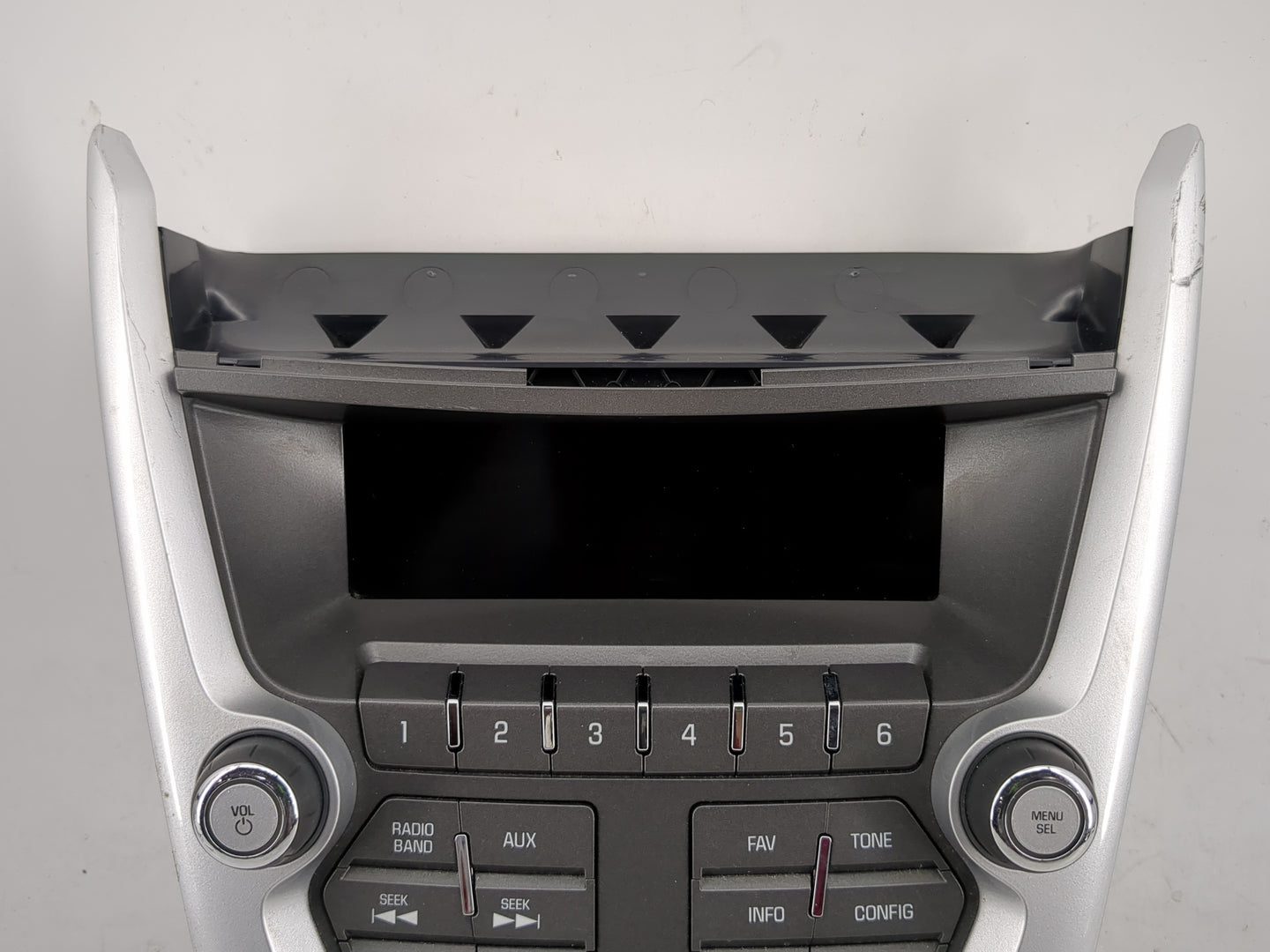 2010-2011 Chevrolet Equinox Radio Control Panel - Oemusedautoparts1.com