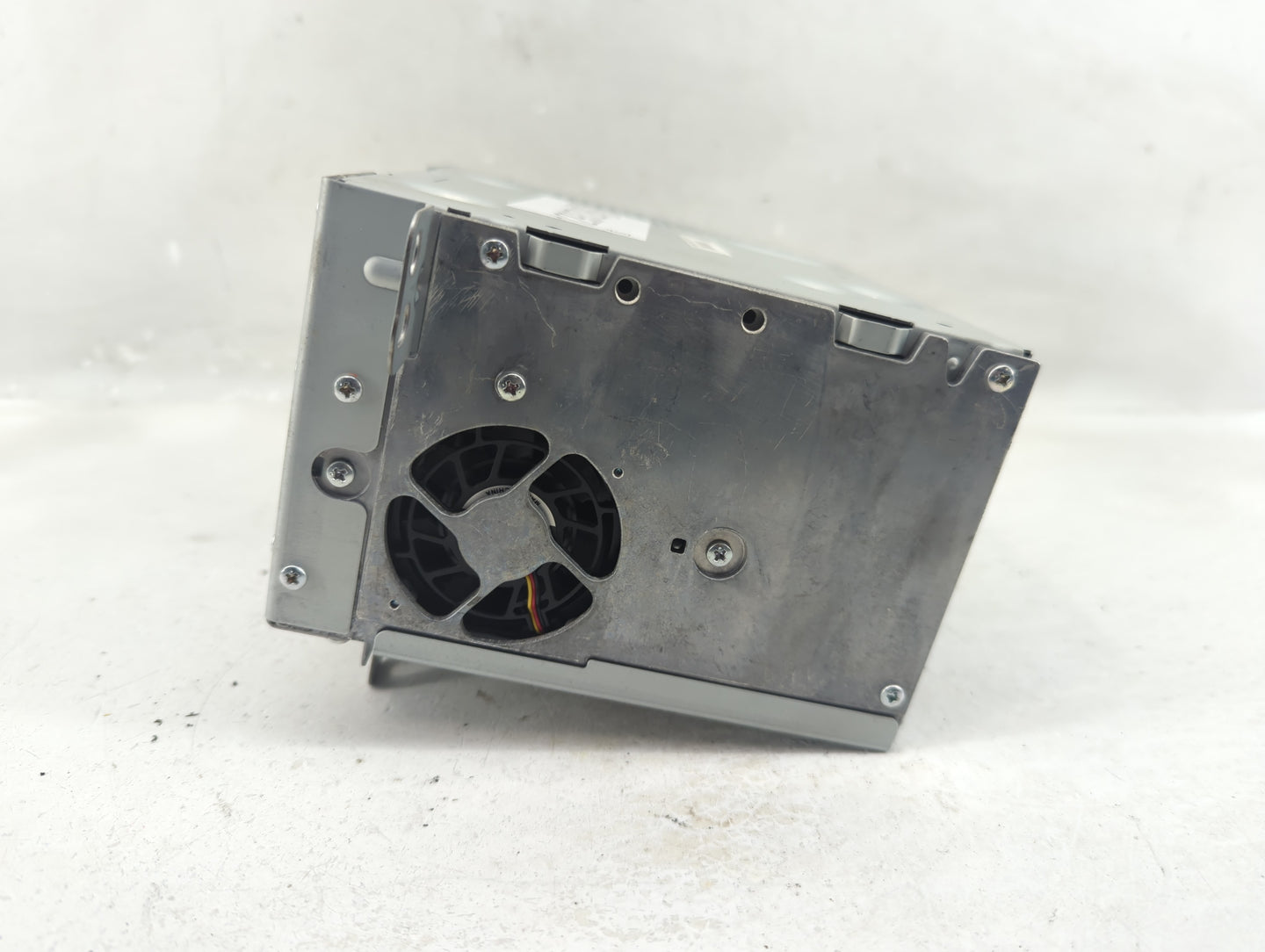 2011 Chevrolet Equinox Radio AM FM Cd Player Receiver Replacement P/N:22744758 Fits Fits 2010 OEM Used Auto Parts - Oemuseda