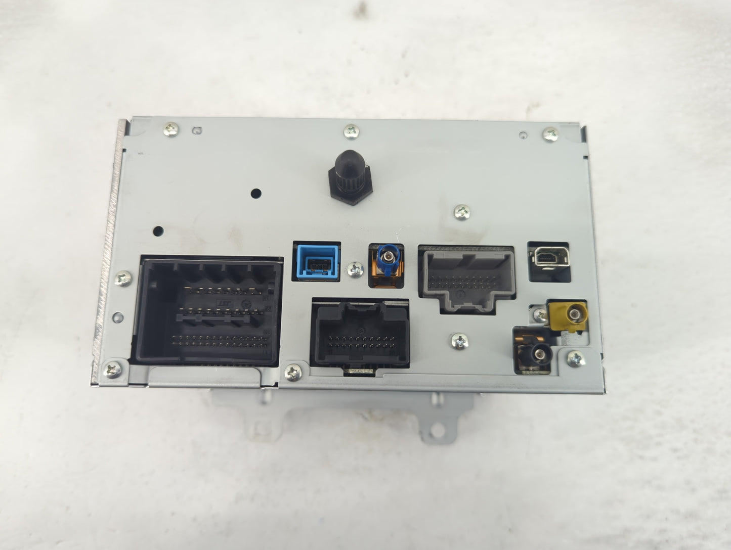 2011 Chevrolet Equinox Radio AM FM Cd Player Receiver Replacement P/N:22744758 Fits Fits 2010 OEM Used Auto Parts - Oemuseda