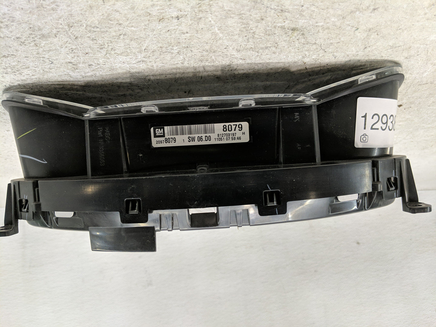 2011 Chevrolet Equinox Instrument Cluster Speedometer Gauges P/N:812703197 20978079 Fits OEM Used Auto Parts - Oemusedautopa