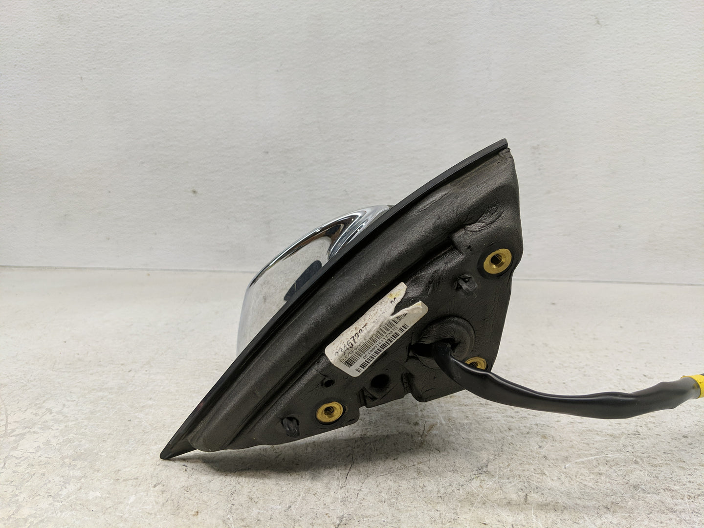 2011-2013 Chevrolet Equinox Driver Side View Mirror - Left Door Mirror OEM Used - Oemusedautoparts1.com