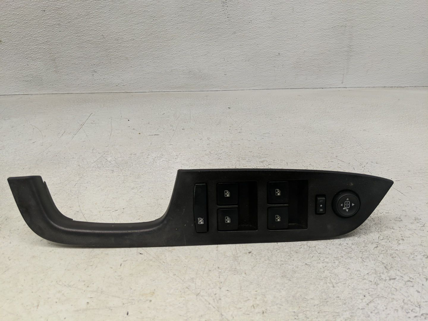 2010-2017 Chevrolet Equinox Master Power Window Switch Replacement Driver Side Left Fits OEM Used Auto Parts - Oemusedautopa