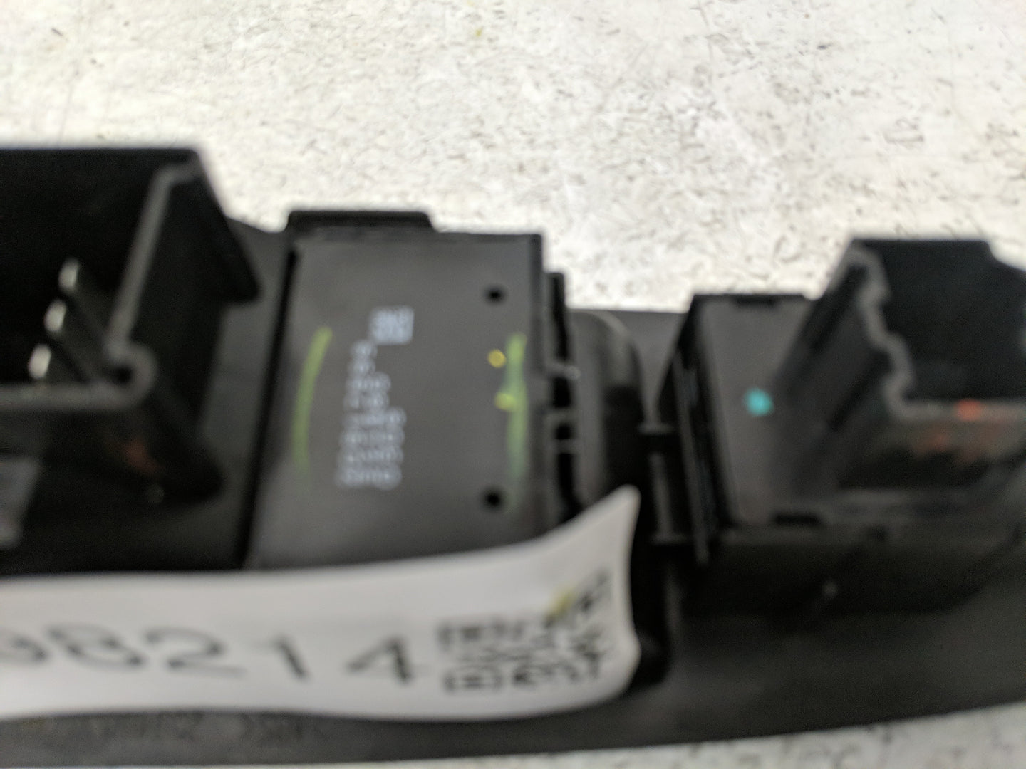 2010-2017 Chevrolet Equinox Master Power Window Switch Replacement Driver Side Left Fits OEM Used Auto Parts - Oemusedautopa