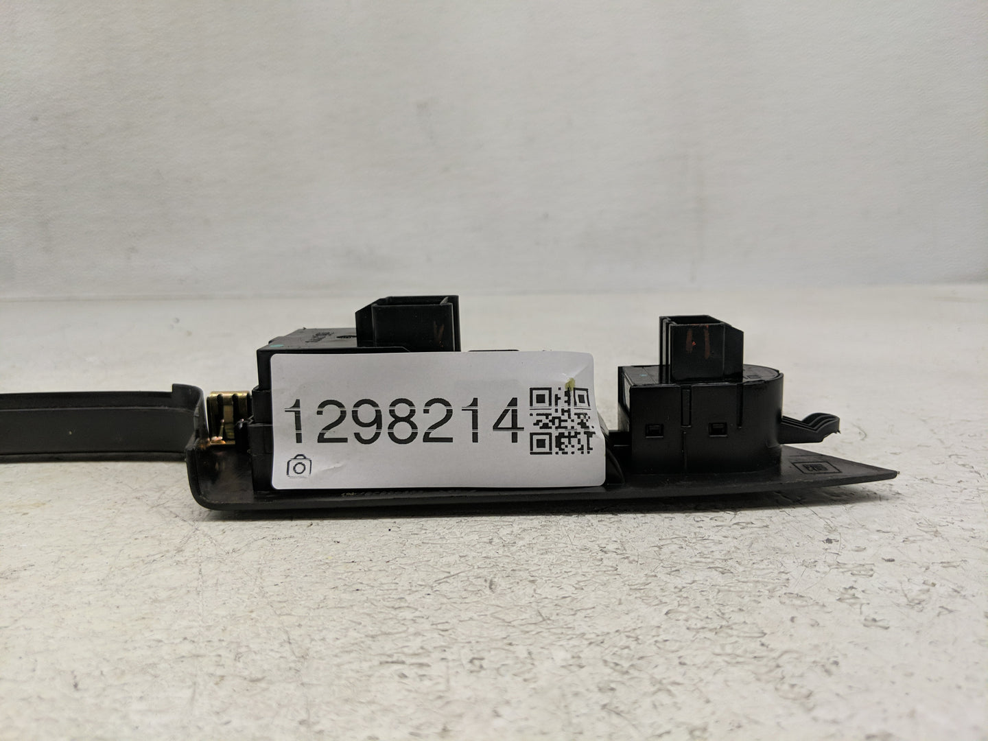 2010-2017 Chevrolet Equinox Master Power Window Switch Replacement Driver Side Left Fits OEM Used Auto Parts - Oemusedautopa