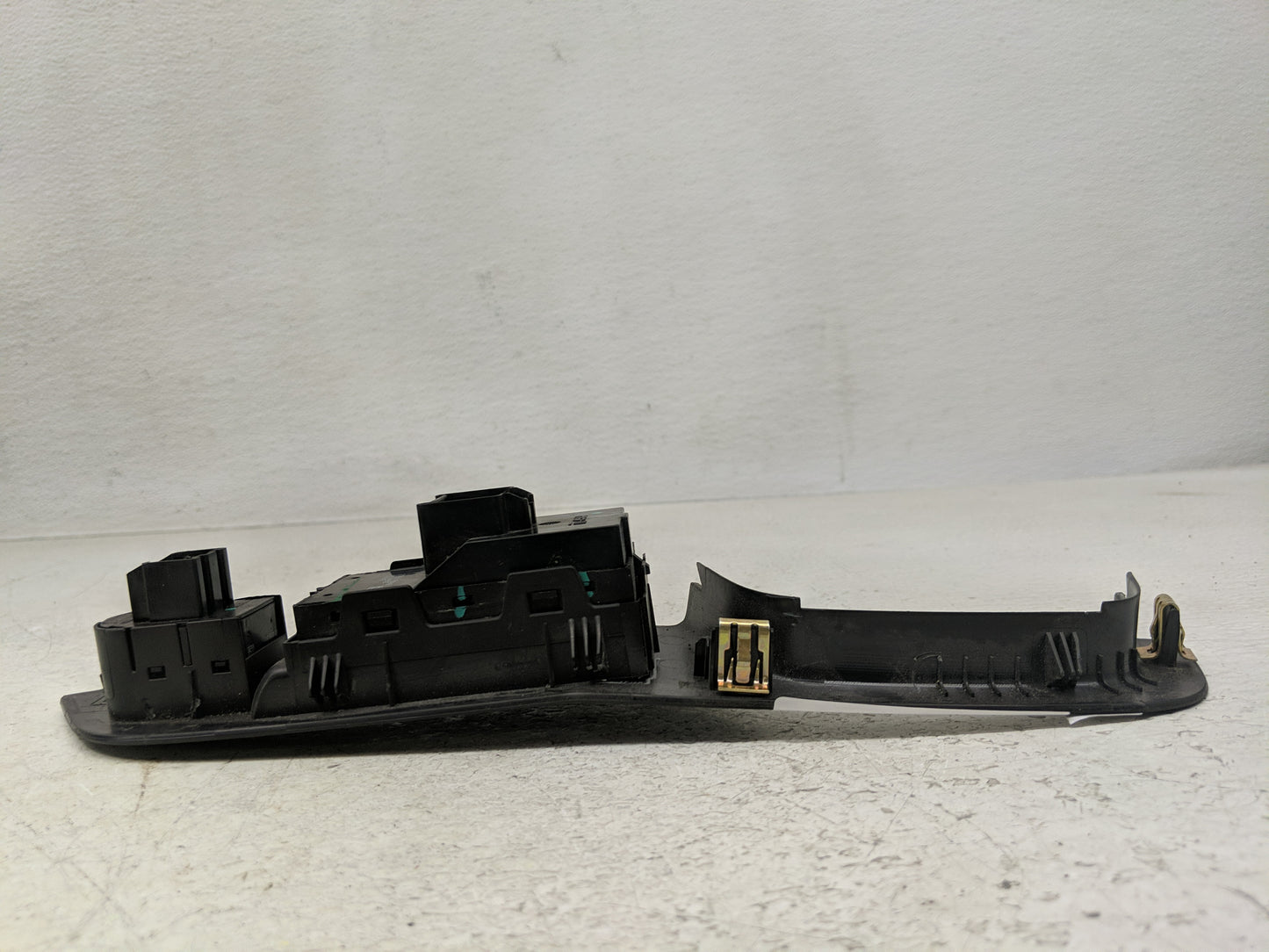 2010-2017 Chevrolet Equinox Master Power Window Switch Replacement Driver Side Left P/N:20917599 Fits OEM Used Auto Parts - 