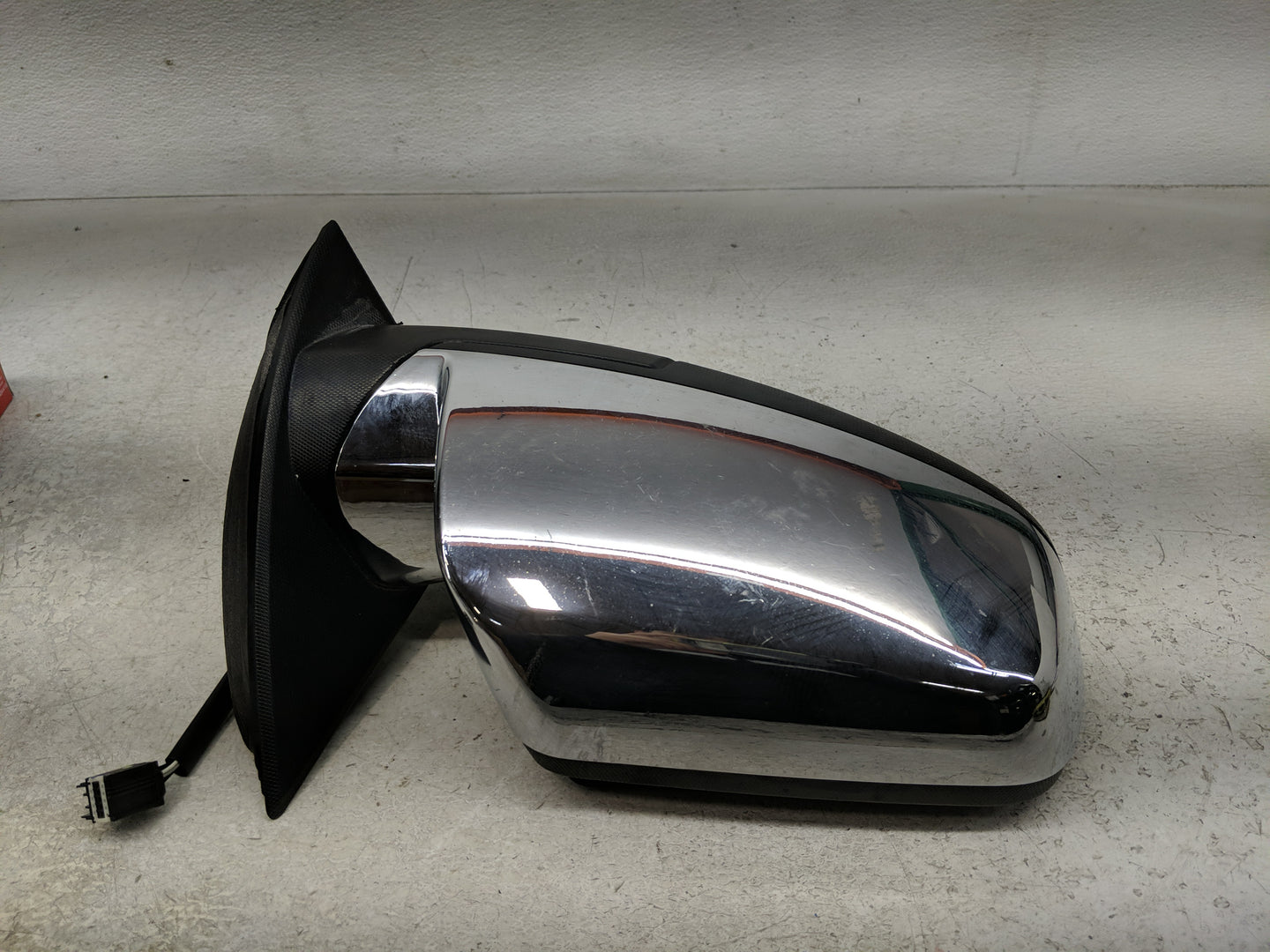 2010-2011 Chevrolet Equinox Passenger Side View Mirror - Right Door Mirror OEM Used - Oemusedautoparts1.com