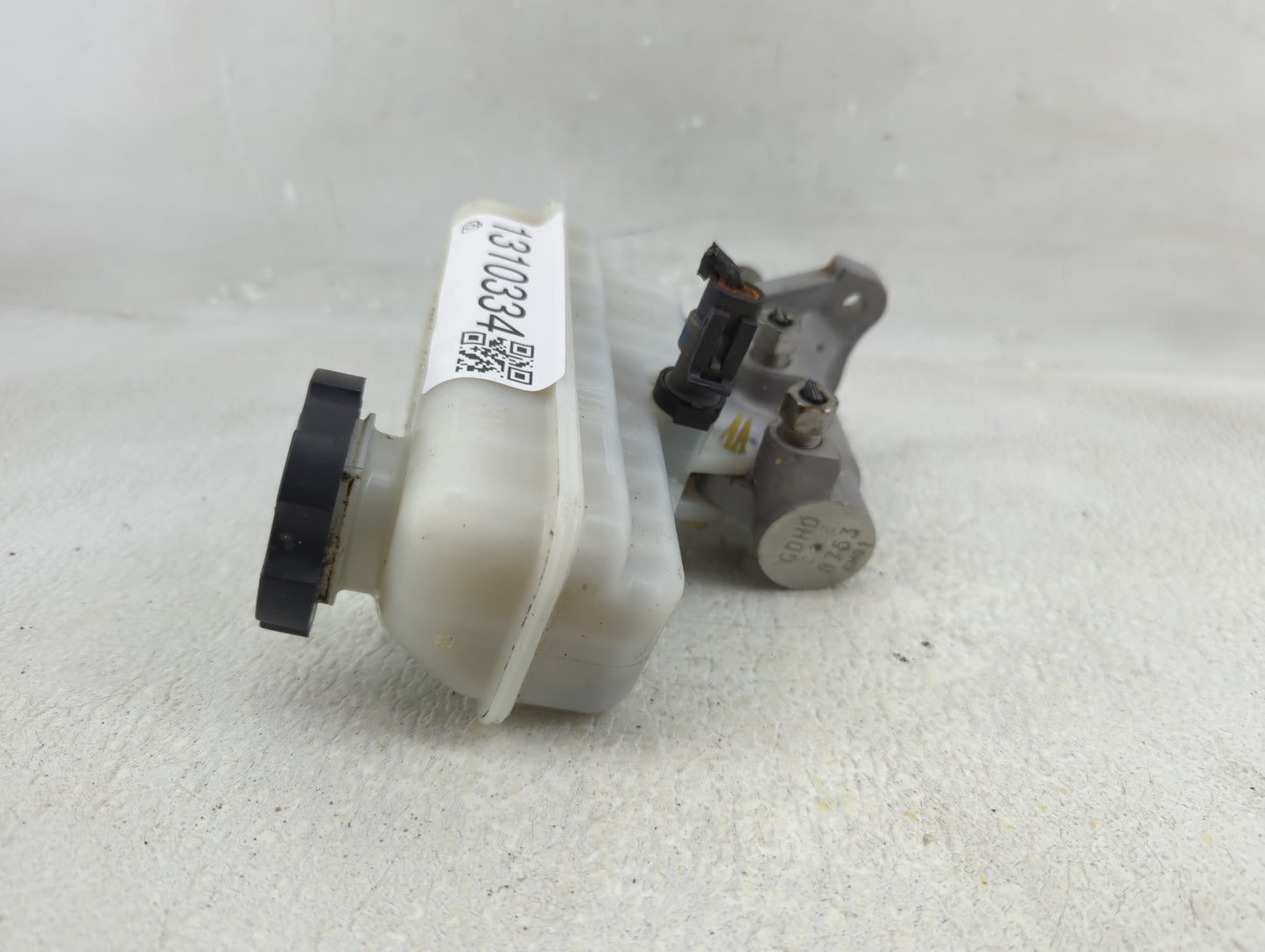 2011-2017 Chevrolet Equinox Brake Master Cylinder - Oemusedautoparts1.com