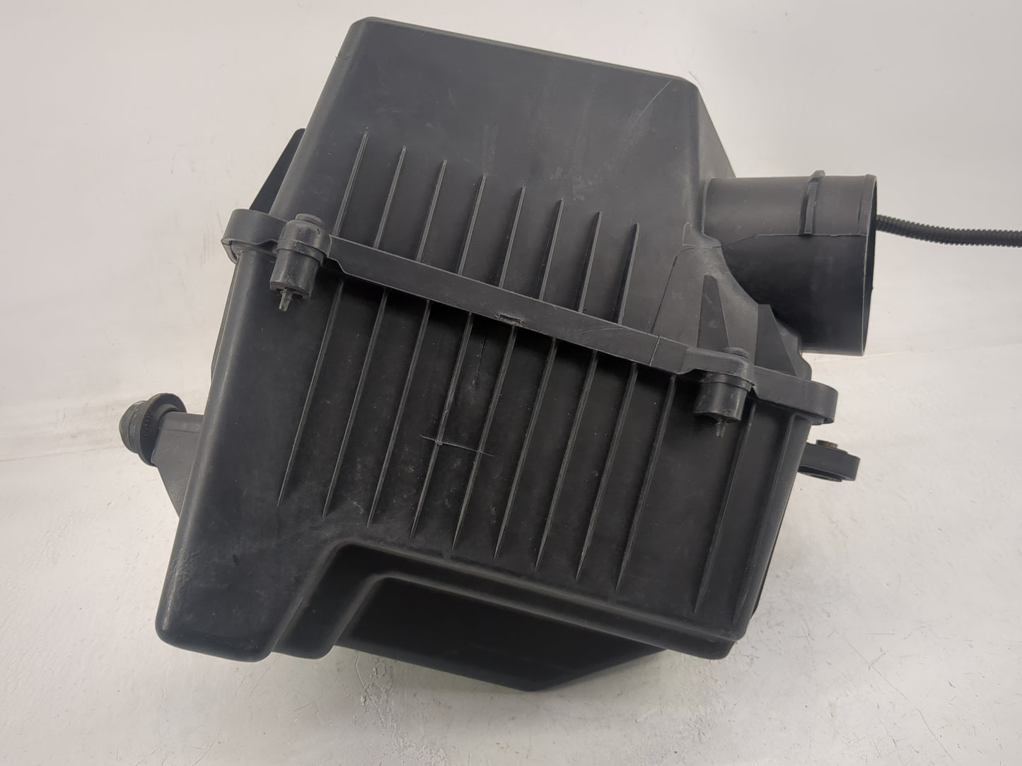2010-2011 Chevrolet Equinox Air Cleaner Intake-duct Hose Tube - Oemusedautoparts1.com
