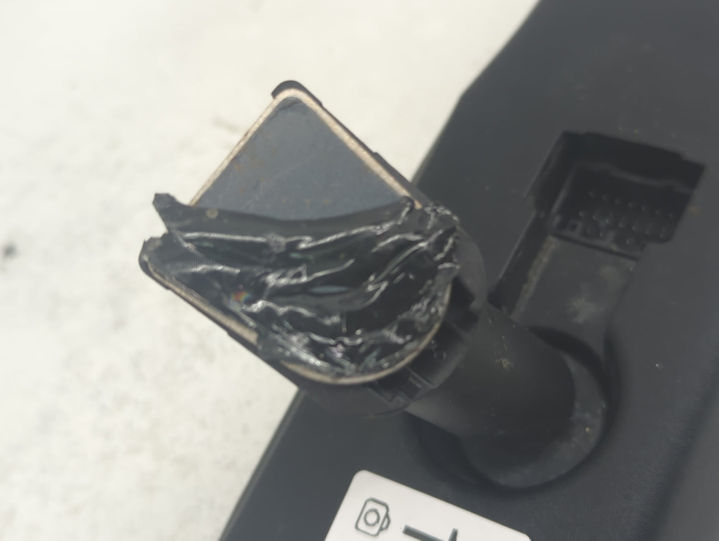 2010-2017 Chevrolet Equinox Interior Rear View Mirror Replacement OEM Fits OEM Used Auto Parts - Oemusedautoparts1.com