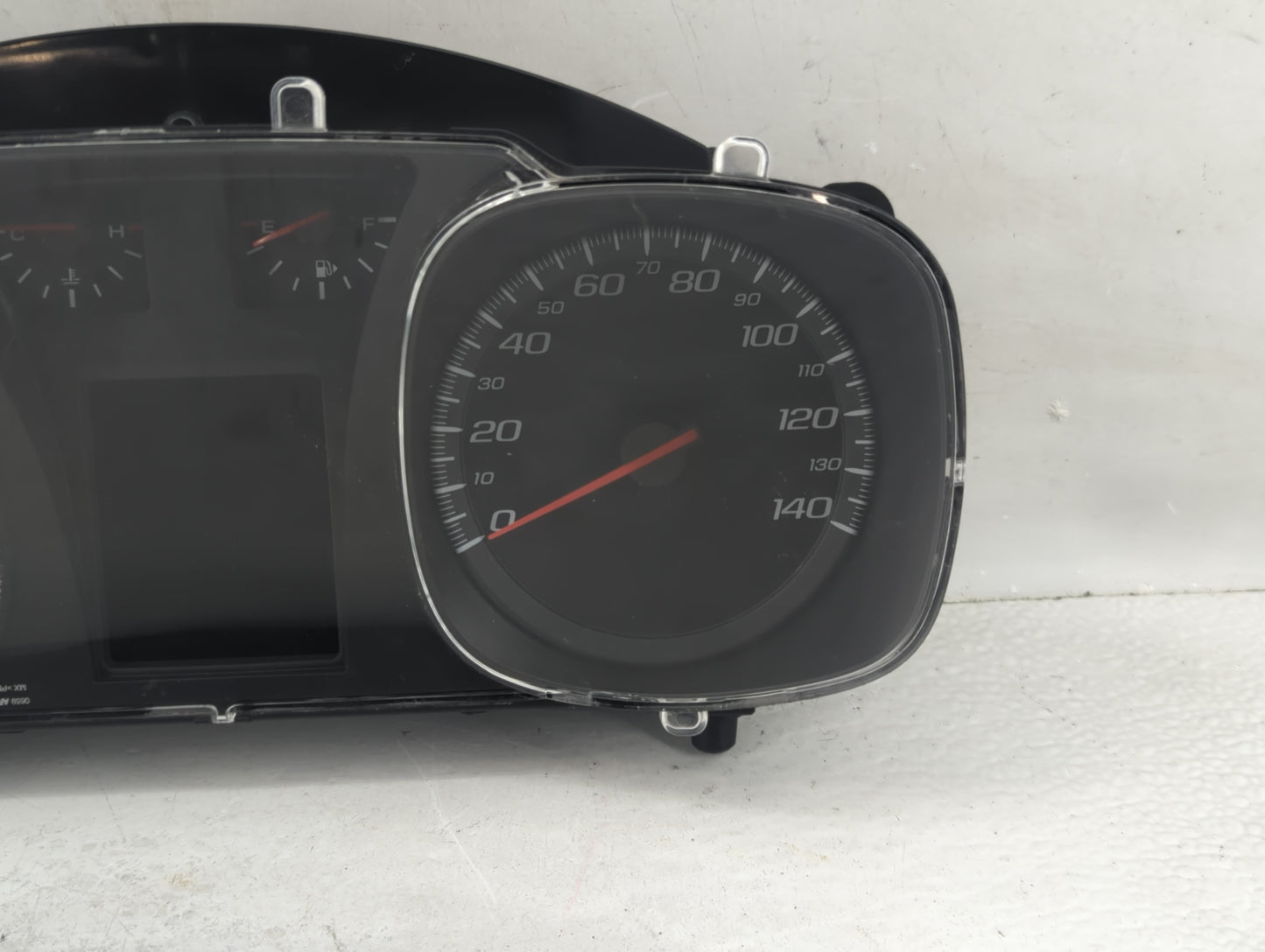 2011 Chevrolet Equinox Instrument Cluster Speedometer Gauges P/N:20978079 Fits OEM Used Auto Parts - Oemusedautoparts1.com