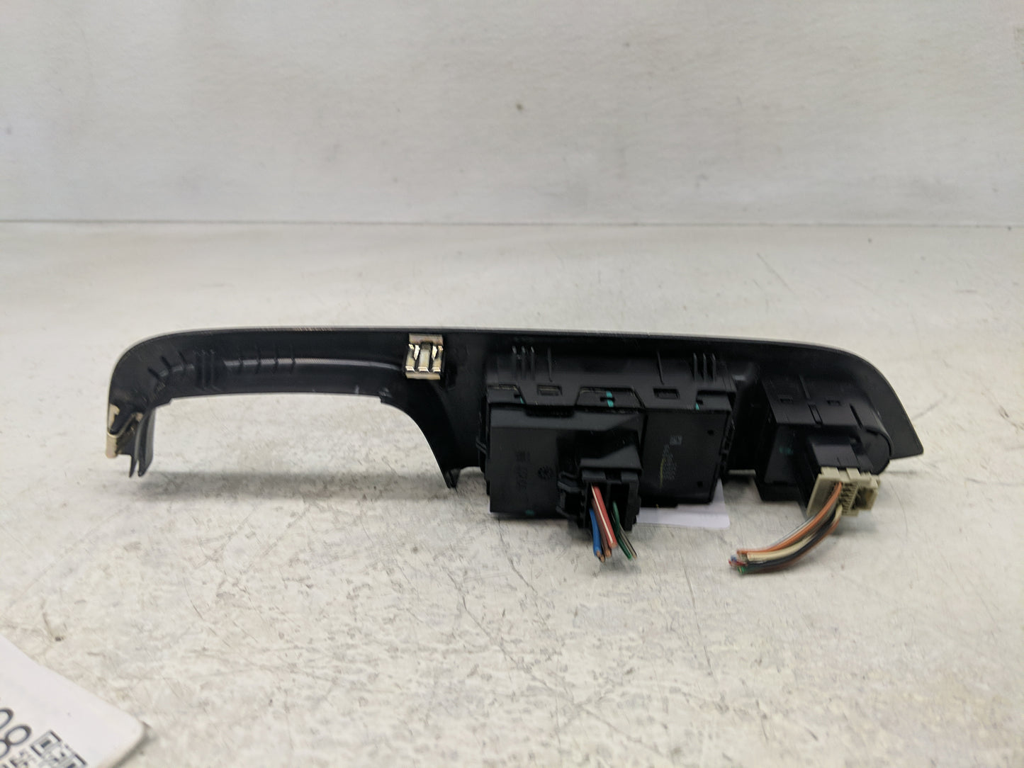2010-2017 Chevrolet Equinox Master Power Window Switch Replacement Driver Side Left Fits OEM Used Auto Parts - Oemusedautopa