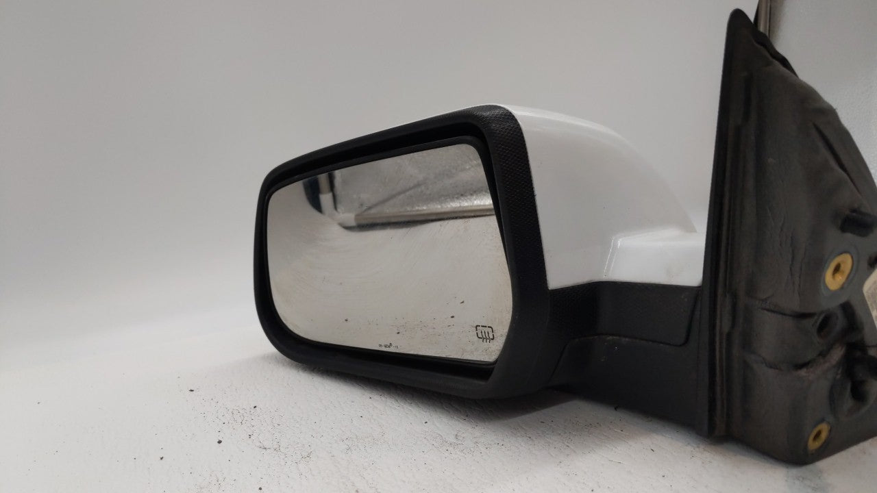 2011 Chevrolet Equinox Driver Side View Mirror - Left Door Mirror OEM Used - Oemusedautoparts1.com