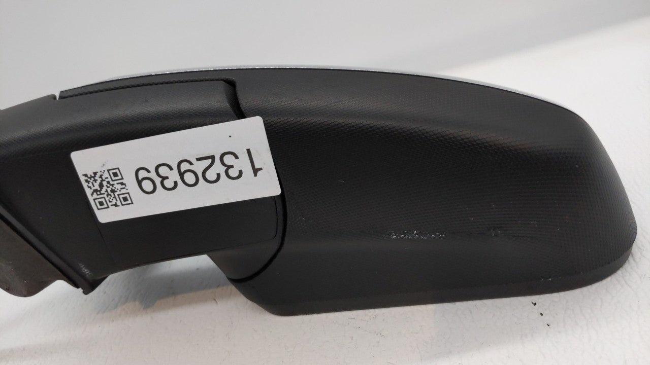 2010-2011 Chevrolet Equinox Driver Side View Mirror - Left Door Mirror OEM Used - Oemusedautoparts1.com