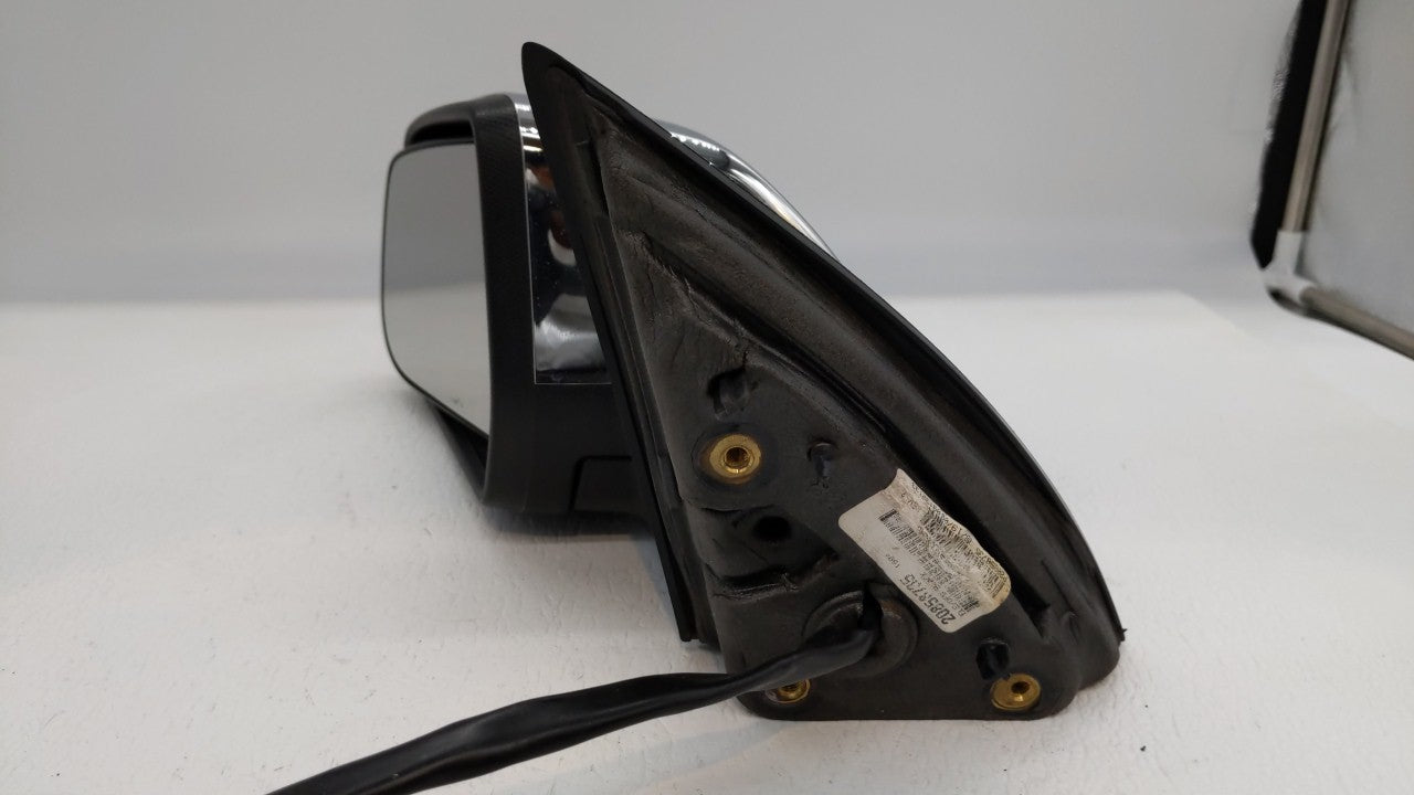 2010-2011 Chevrolet Equinox Driver Side View Mirror - Left Door Mirror OEM Used - Oemusedautoparts1.com