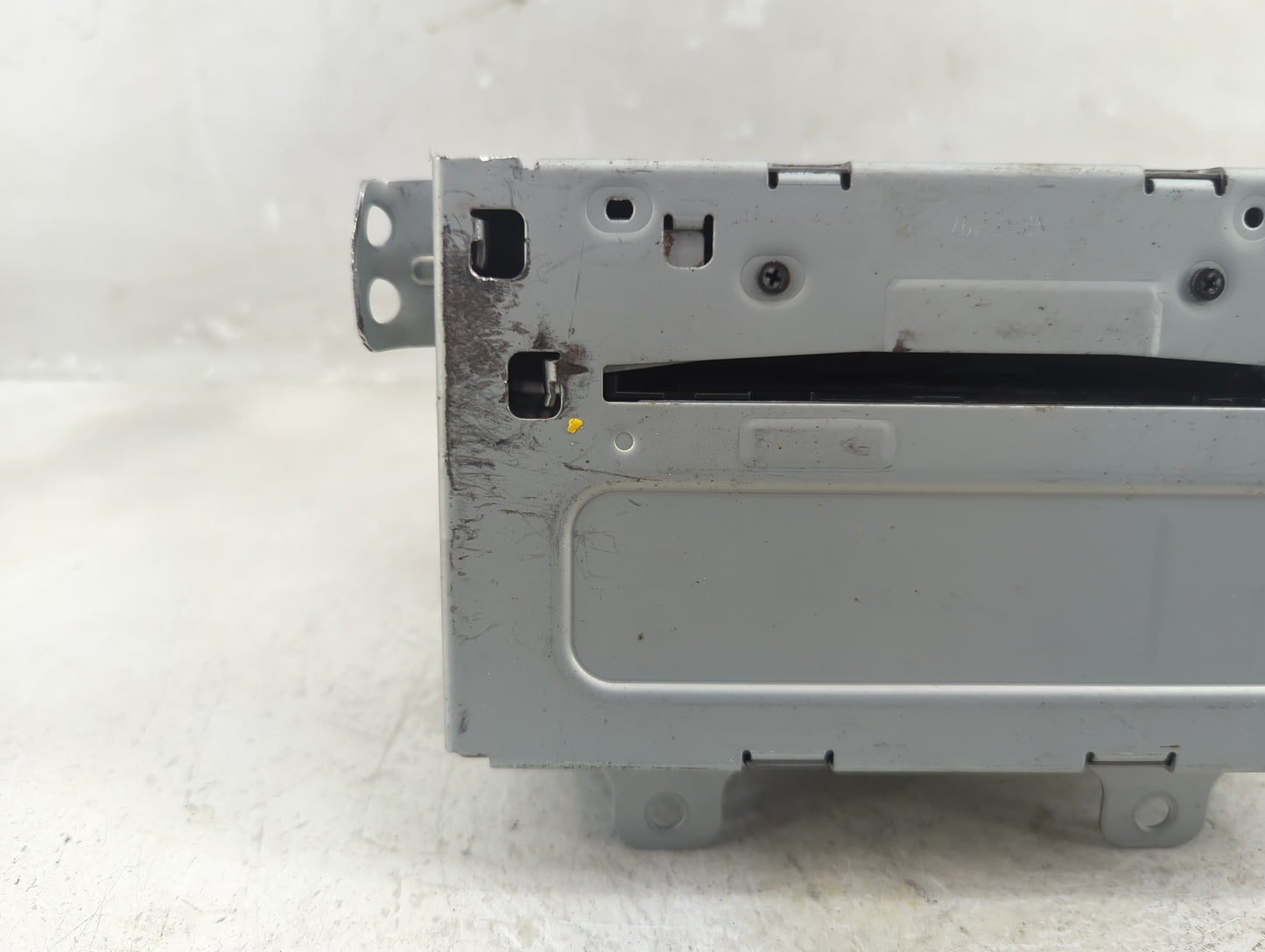 2011-2012 Chevrolet Equinox Radio AM FM Cd Player Receiver Replacement P/N:20983517 Fits Fits 2010 2011 2012 OEM Used Auto P