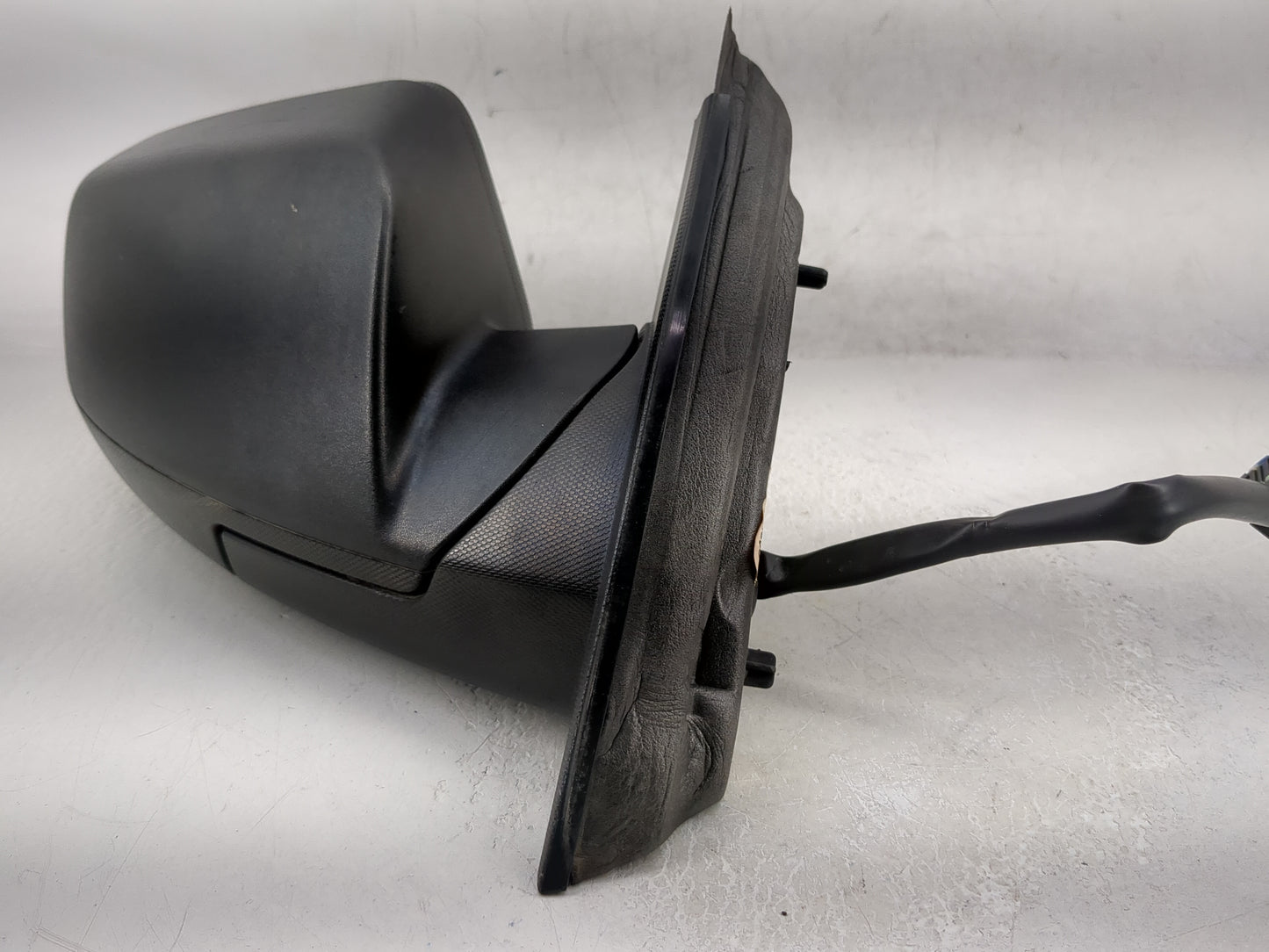 2010-2011 Chevrolet Equinox Passenger Side View Mirror - Right Door Mirror OEM Used - Oemusedautoparts1.com