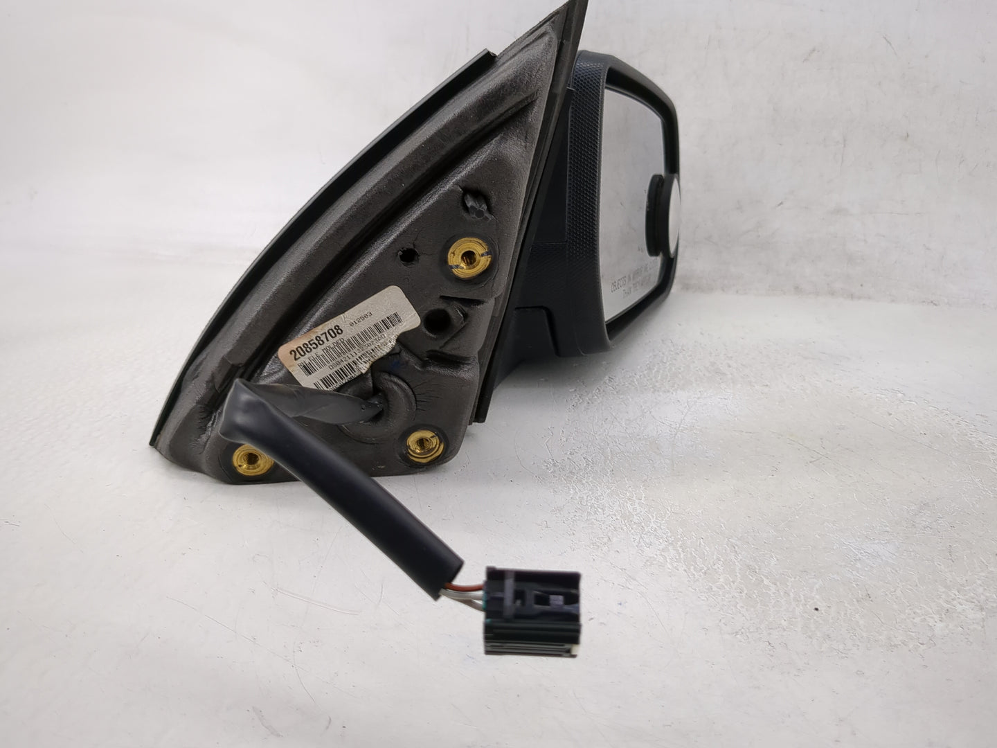 2010-2011 Chevrolet Equinox Passenger Side View Mirror - Right Door Mirror OEM Used - Oemusedautoparts1.com