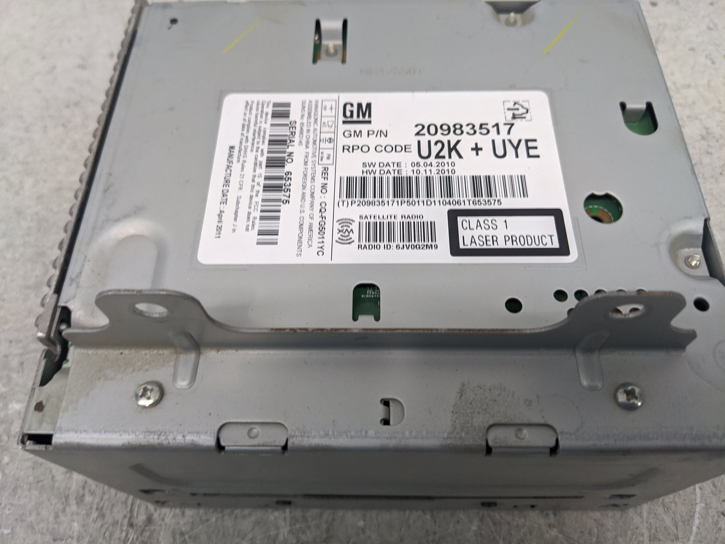 2011-2012 Chevrolet Equinox Radio AM FM Cd Player Receiver Replacement P/N:20983517 Fits Fits 2010 2011 2012 OEM Used Auto P