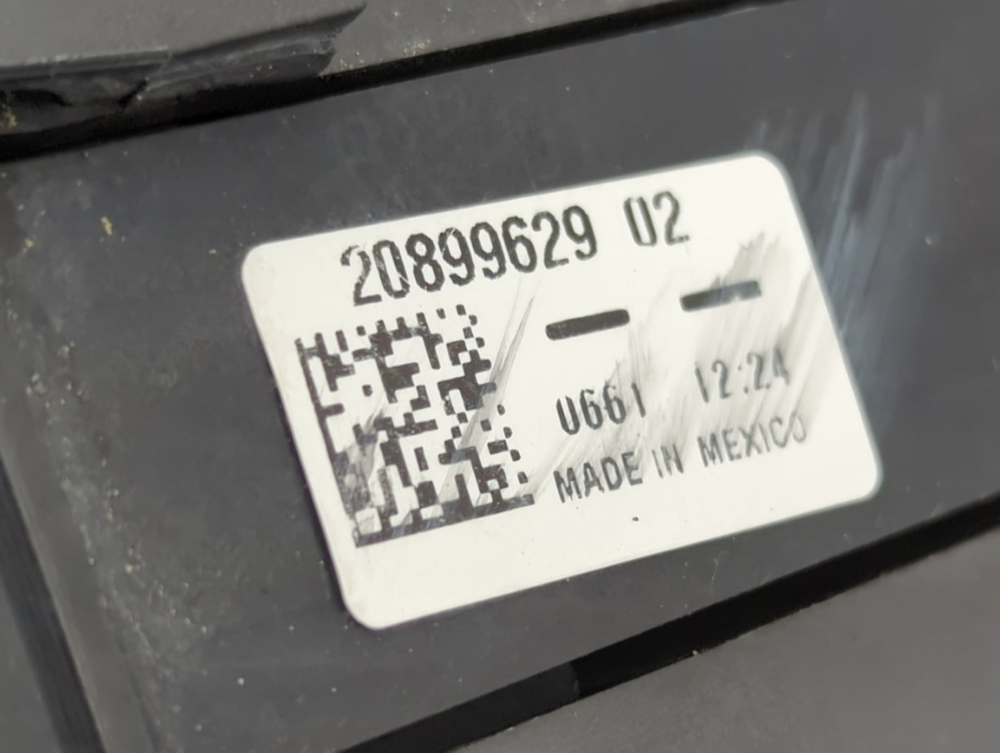 2011 Chevrolet Equinox Fusebox Fuse Box Panel Relay Module P/N:20899629 Fits OEM Used Auto Parts - Oemusedautoparts1.com