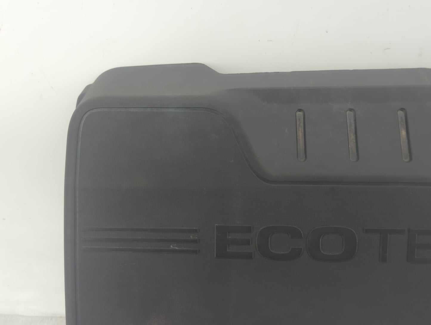2011 Chevrolet Equinox Engine Cover - Oemusedautoparts1.com