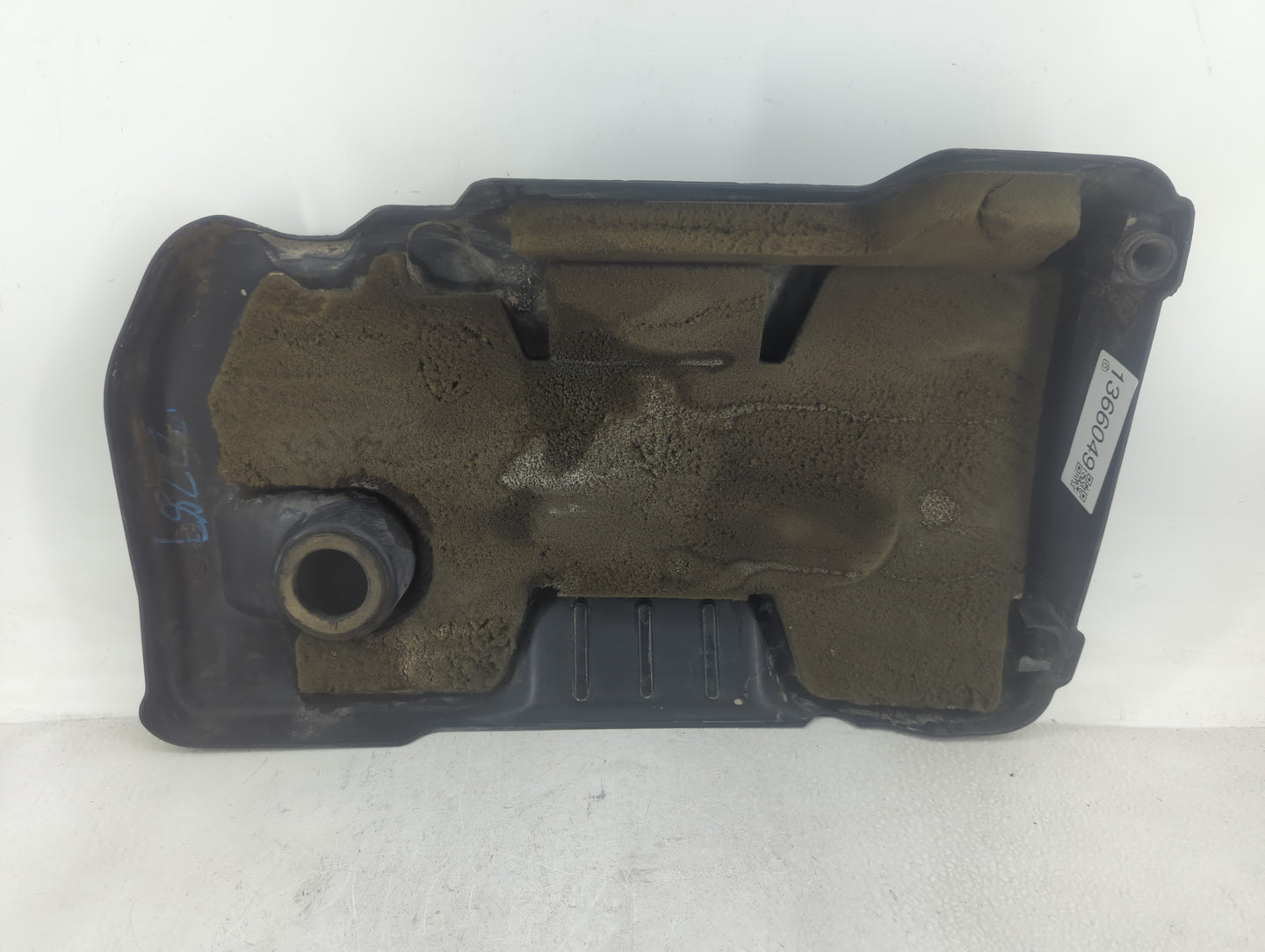 2011 Chevrolet Equinox Engine Cover - Oemusedautoparts1.com