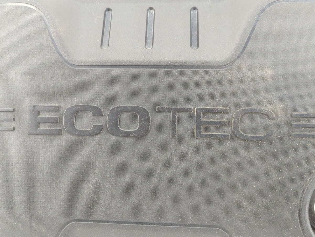 2011 Chevrolet Equinox Engine Cover 1369276 - Oemusedautoparts1.com