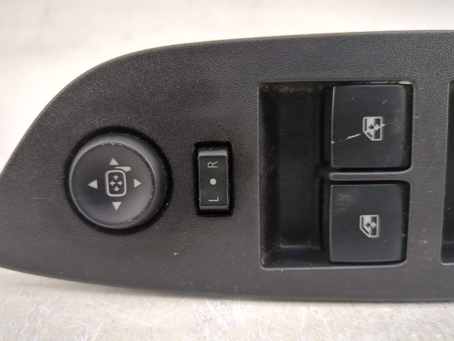 2010-2017 Chevrolet Equinox Master Power Window Switch Replacement Driver Side Left P/N:25946838 Fits OEM Used Auto Parts - 
