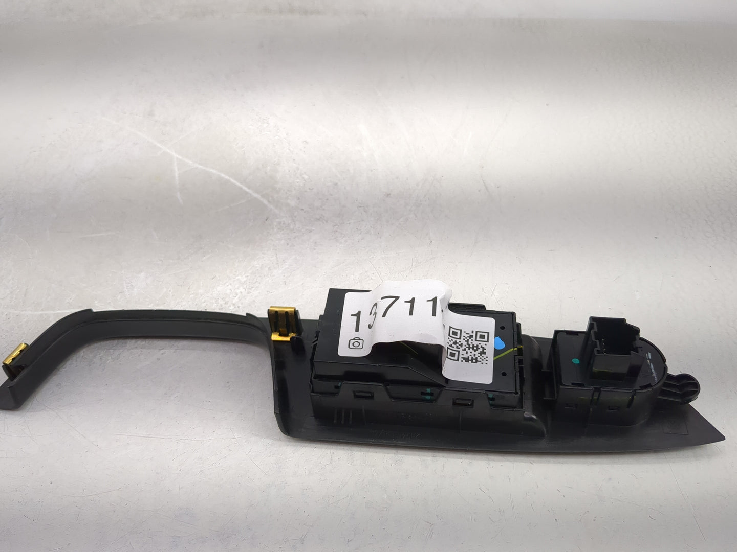 2010-2017 Chevrolet Equinox Master Power Window Switch Replacement Driver Side Left P/N:25946838 Fits OEM Used Auto Parts - 
