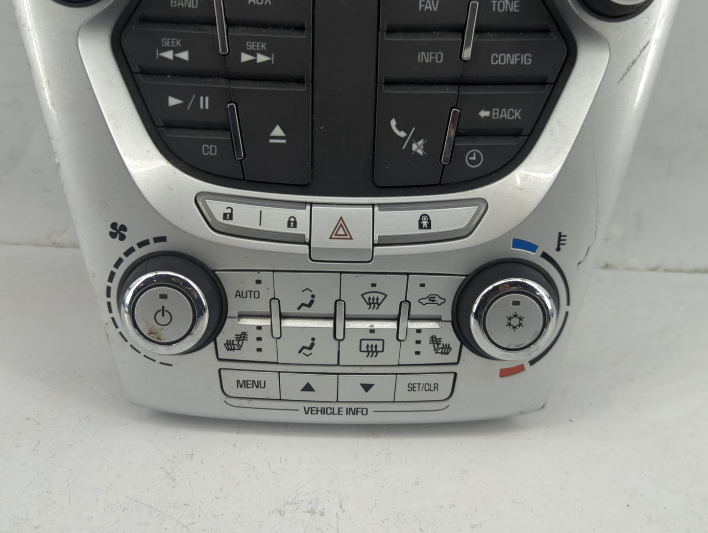 2011-2011 Chevrolet Equinox Radio Control Panel - Oemusedautoparts1.com