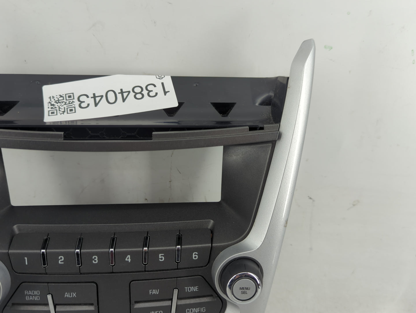 2010-2011 Chevrolet Equinox Radio Control Panel - Oemusedautoparts1.com